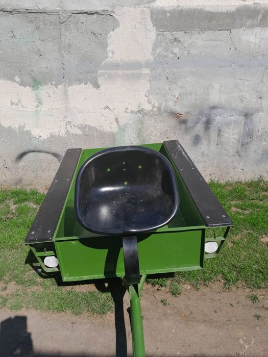 Przyczepka do traktorka
