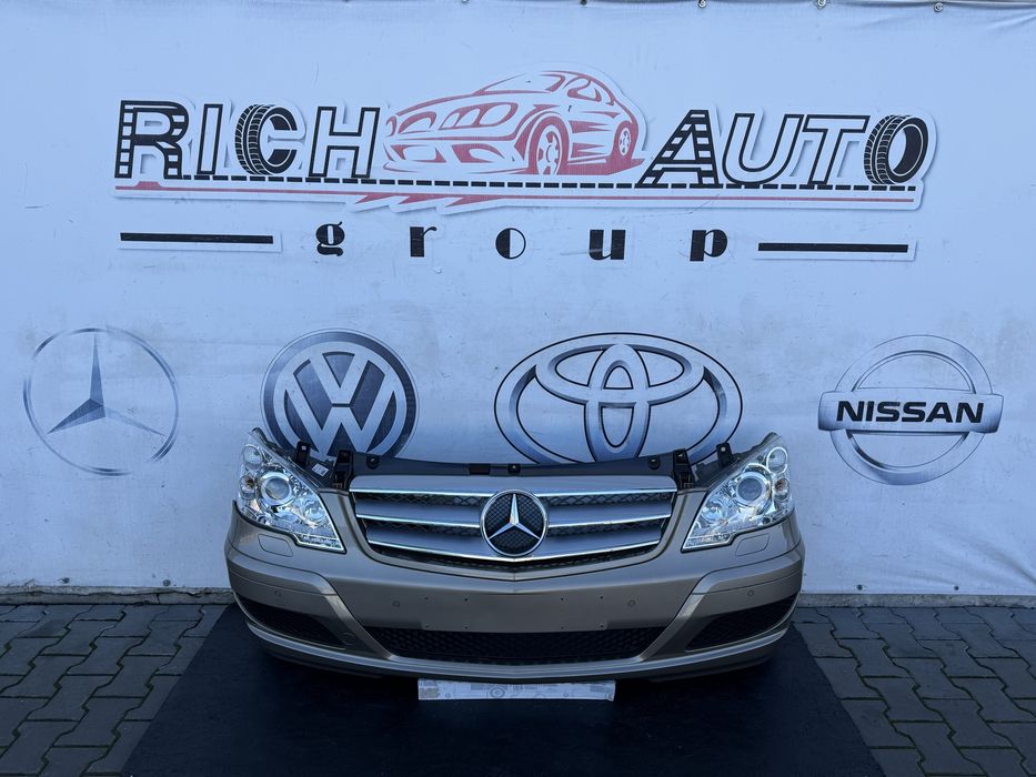 Бампер передній решітка( фара )Віано 639 Vito Viano W639 рестайл шрот