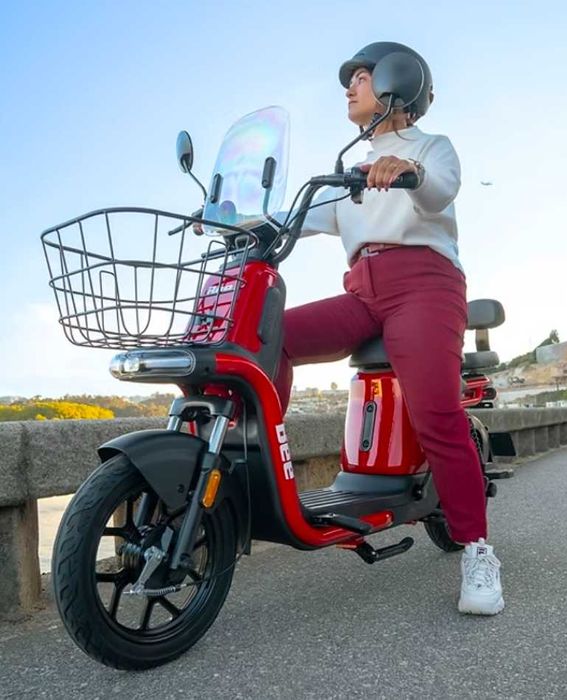 Scooter Bee S1 com seguro