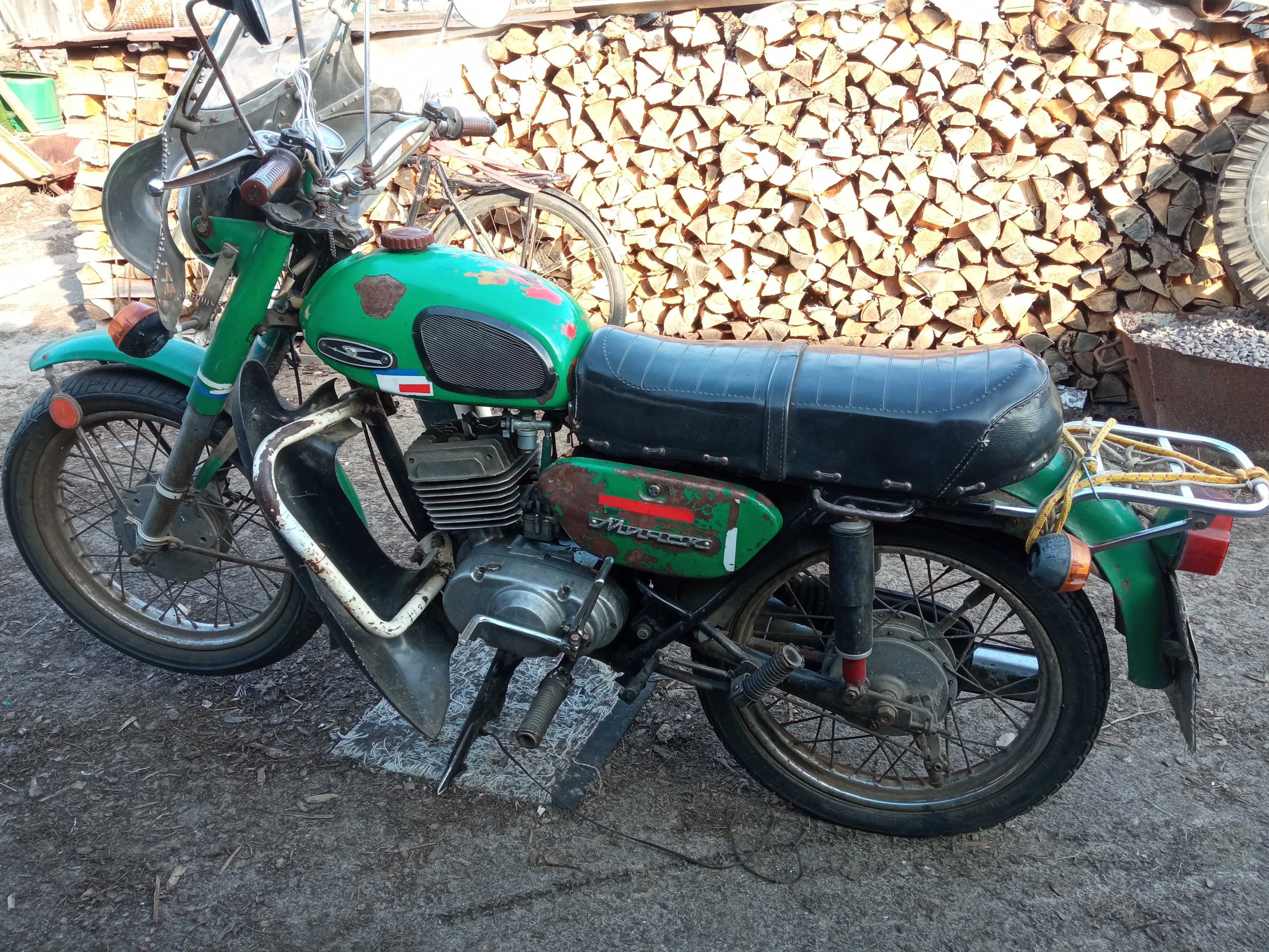 Мотоцикл ММЗ Минск , зеленого кольору