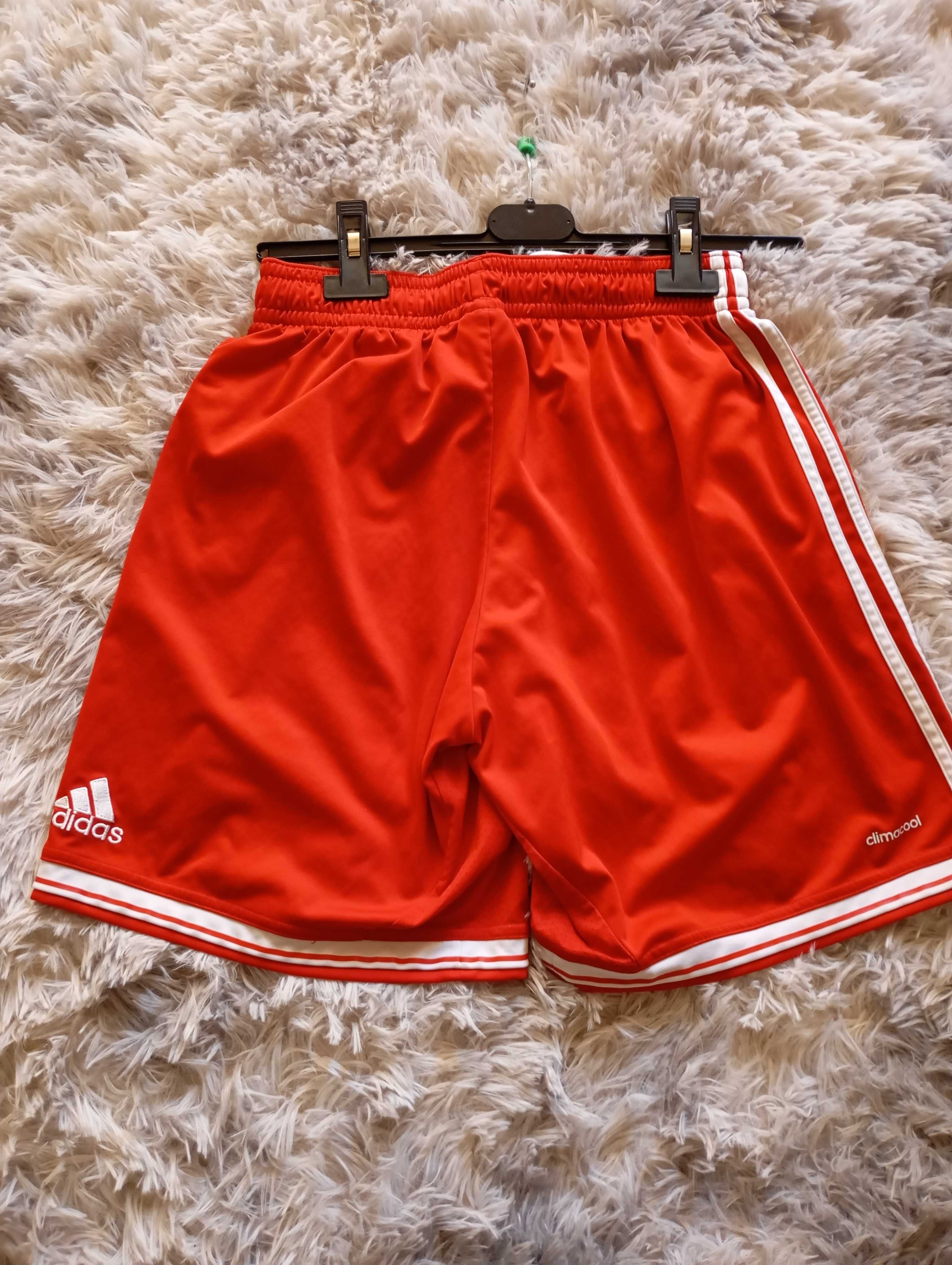 Шорти спортивні Adidas M