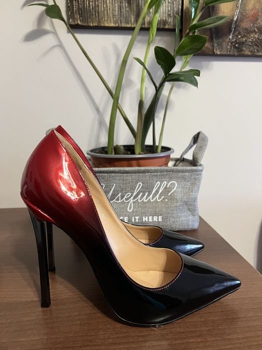 Продам взуття. Нове