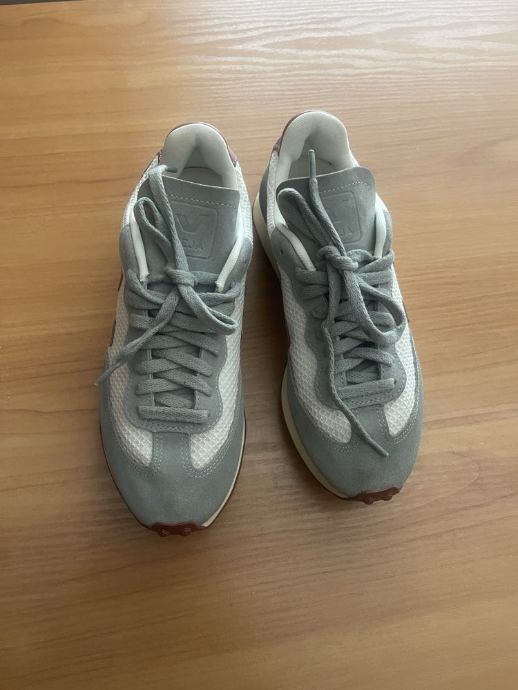 Кросівки veja,оригинал