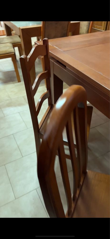Conjunto mesa, secretaria, cadeiras, armario