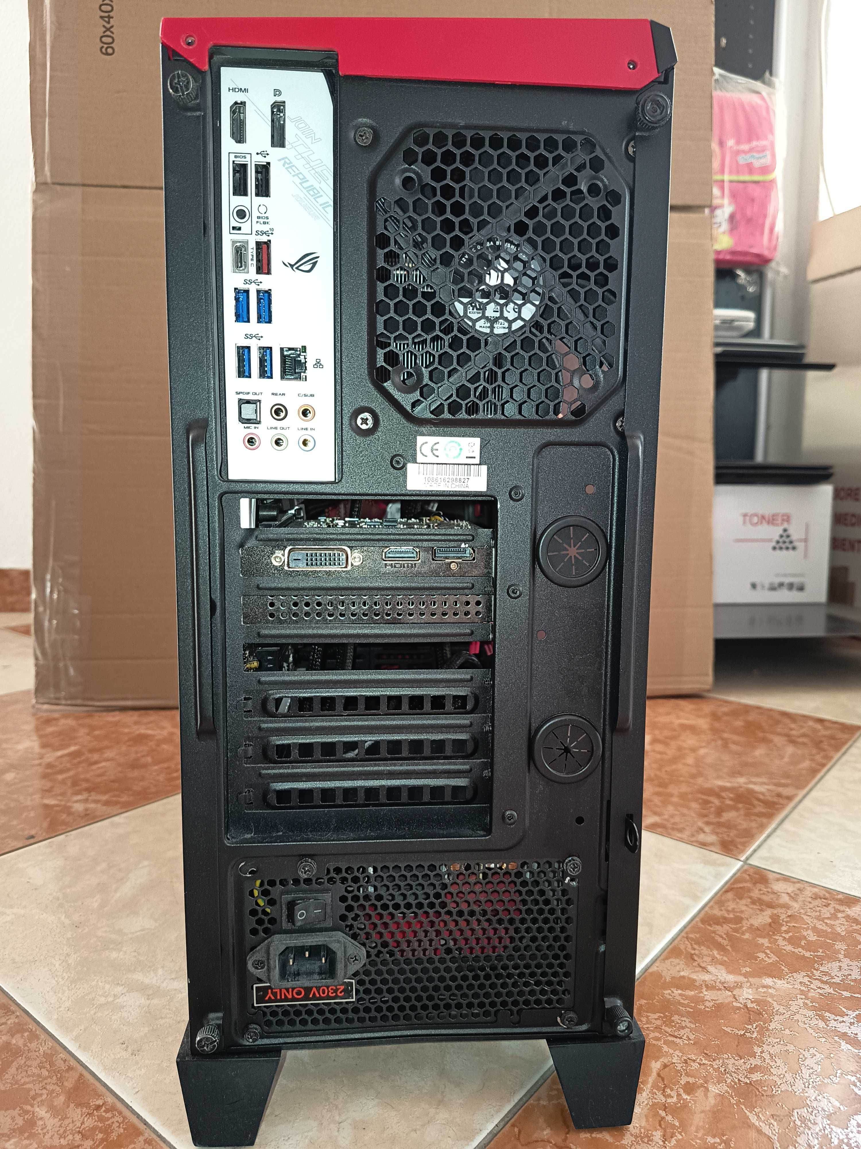 Torre Corsair Spec-Alpha, ROG STRIX Z490-A GAMING, i5 10600K