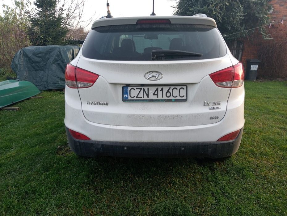 Sprzedam Hyundai ix35 rok 2012.  Samochód sprawny do poprawek lakierni