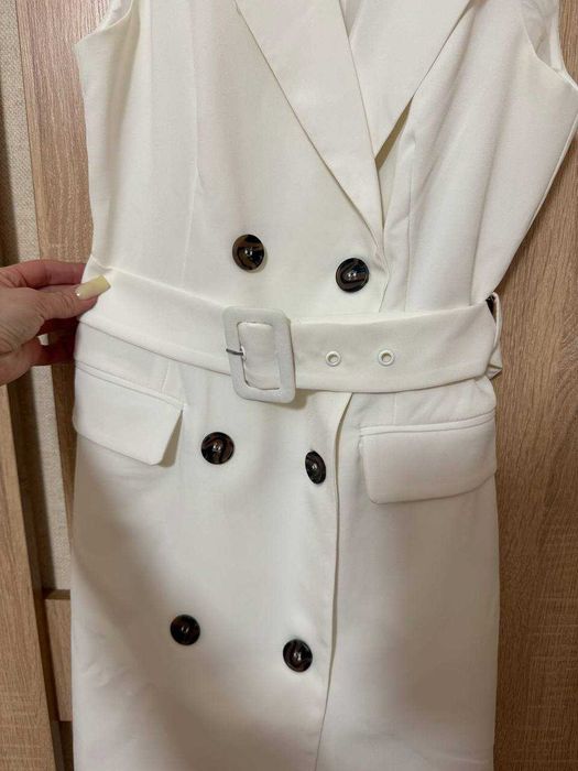 Біла міні сукня-піджак, розмір XS