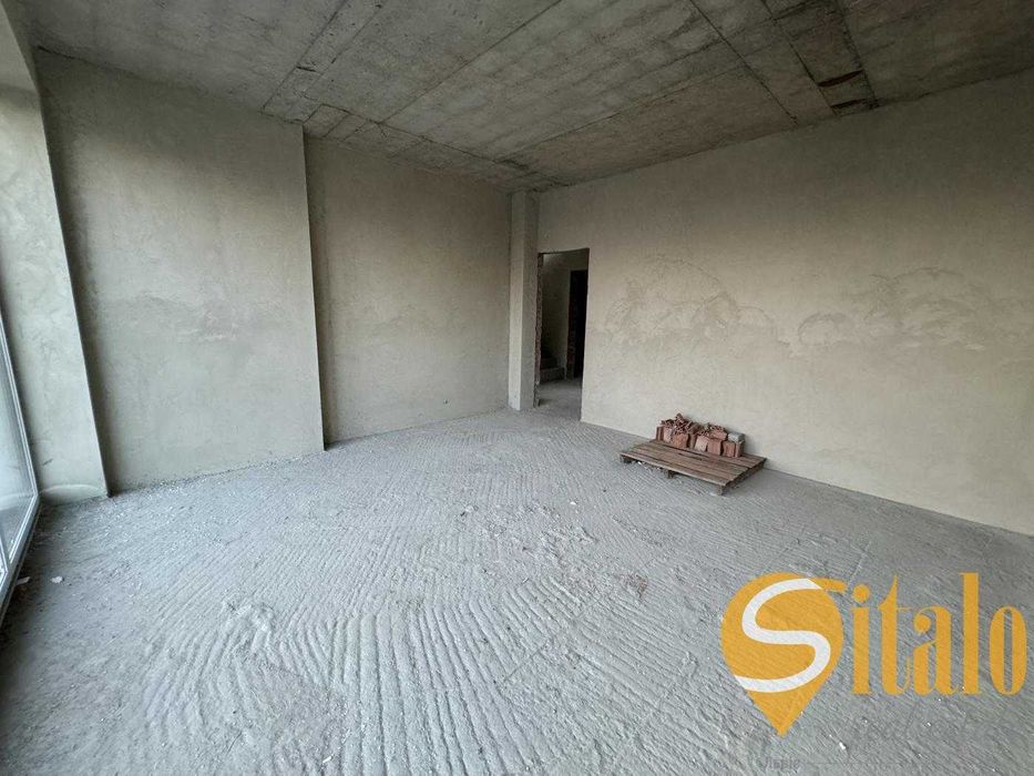 Продаж 5 кімнатного будинку, котеджа в Зубрі біля Рафаеля