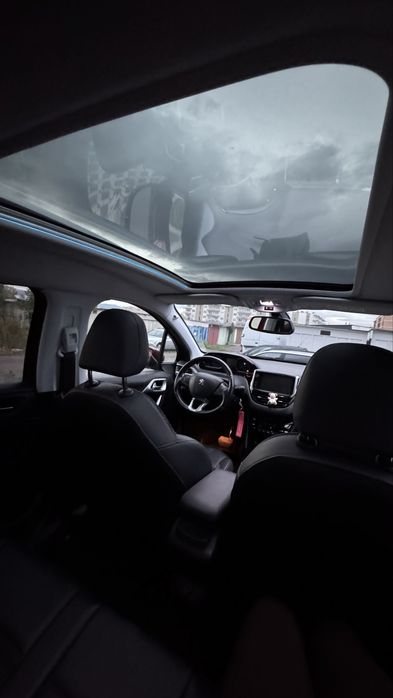 Peugot 2008, zadbane auto, pierwsza właścicielka