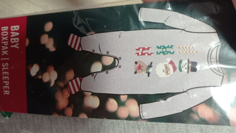 Pajacyk niemowlecy świateczny 62 nowy