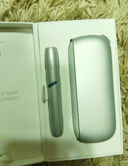 Продам телефон, зарядку, зарядное устройство новое