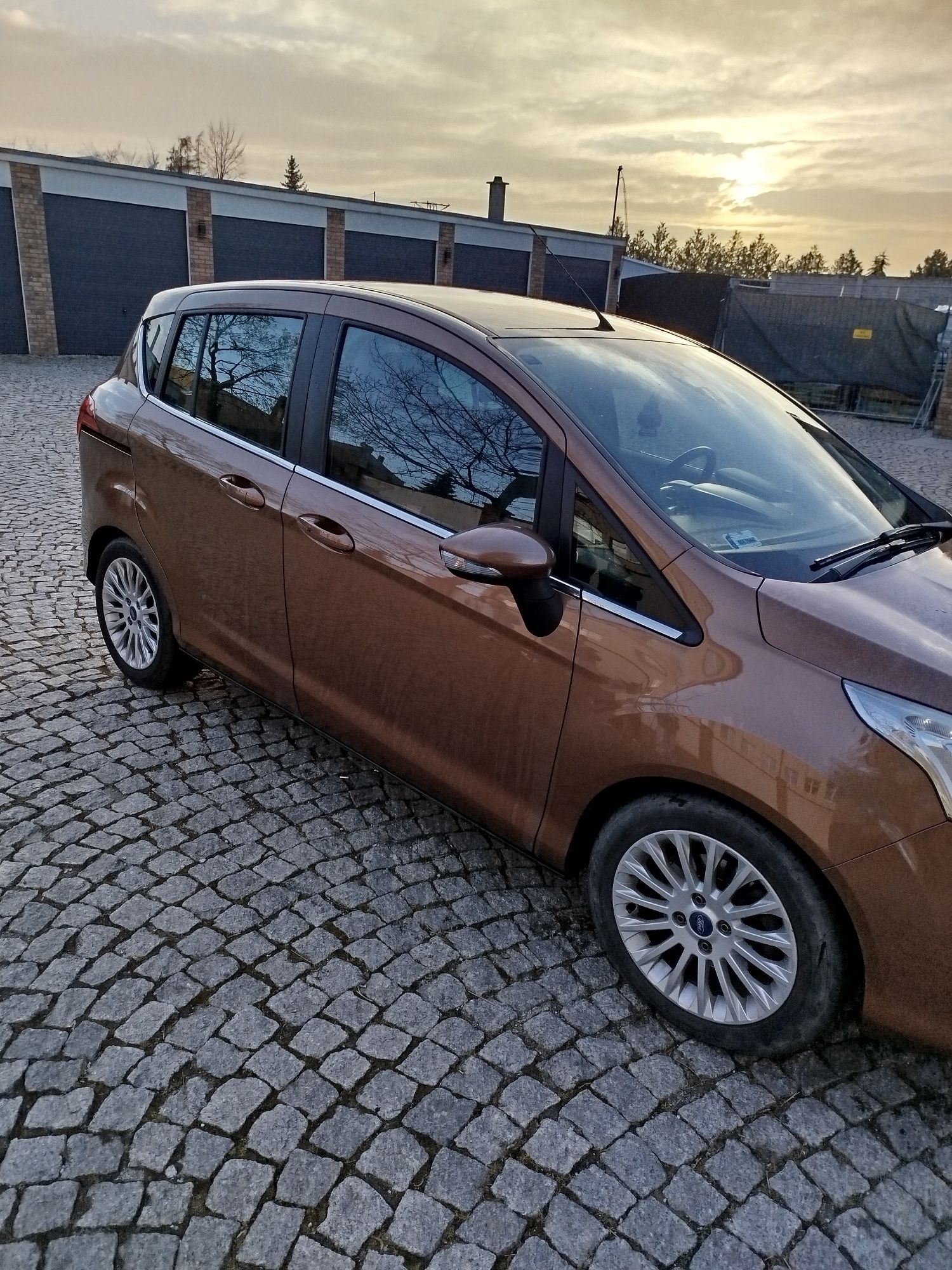 Sprzedam ford b max