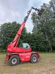 Ładowarka teleskopowa obrotowa Manitou MRT 2150 Plus Privilege