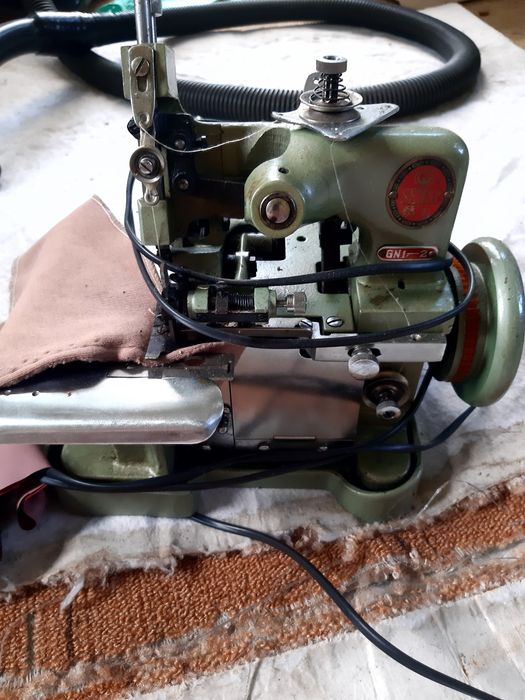 Оверлок   SIEKO  б/у