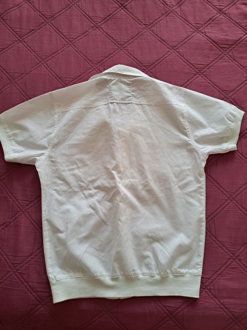 Б/у белая рубашка с коротким рукавом на рост 140, 50 грн.
