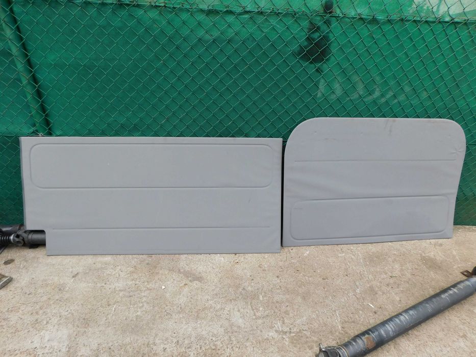 Tapicerki boczki drzwi Mercedes Sprinter W906 VW Crafter BUS