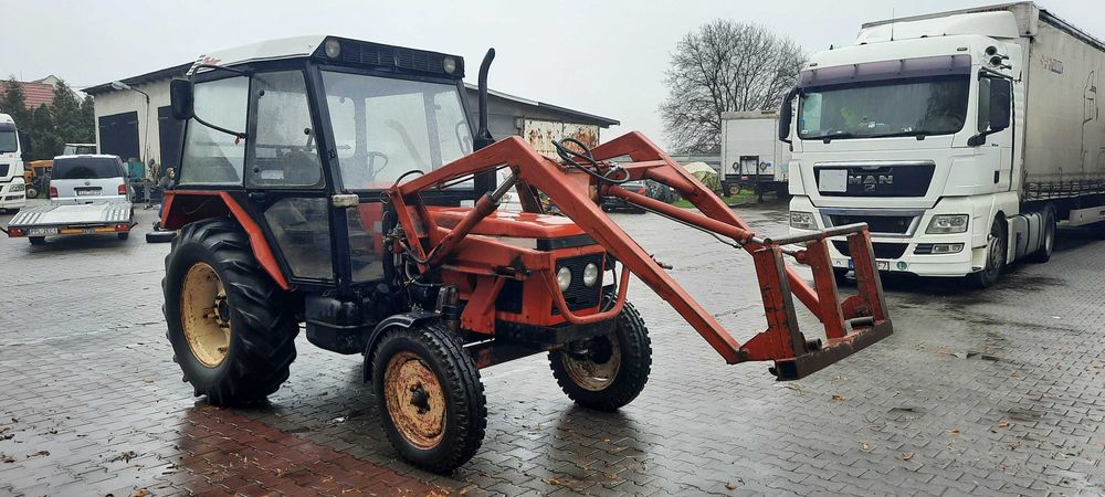 Zetor 7211 z turem rok 1988 zarejestrowany
