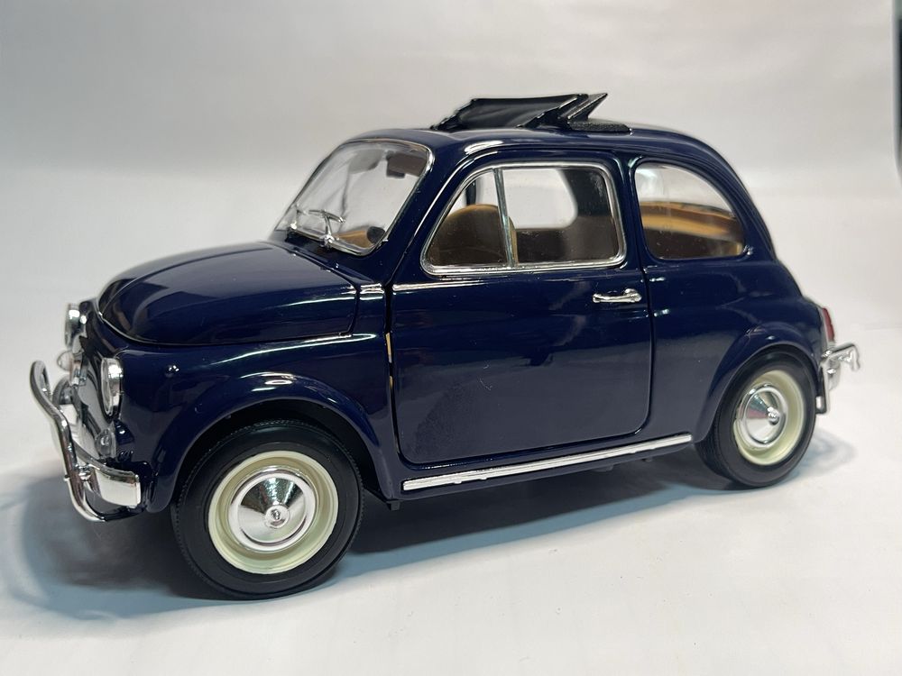 Fiat 500- Burago minuatures