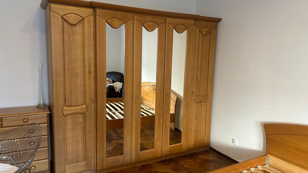 Szafa dębowa z lustrami