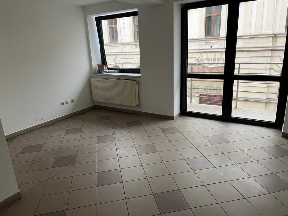 Lokal idealny na biuro, 4 pokoje ,30m od Rynku