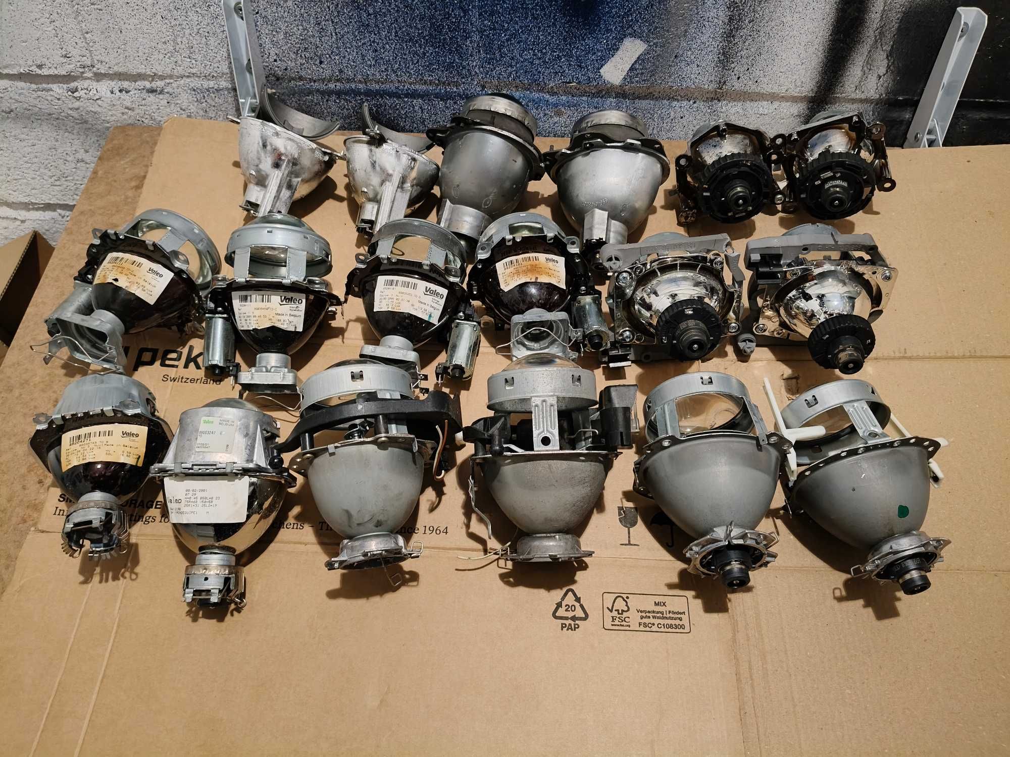 Soczewki xenon Mazda VW Opel Renault BWM Audi