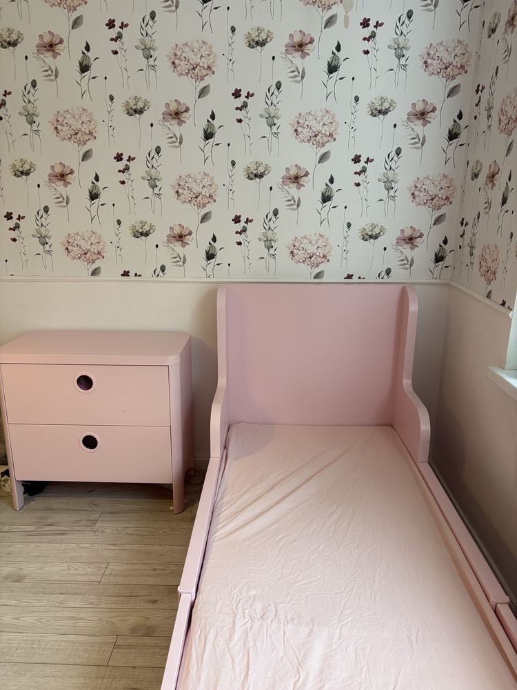 Ikea busunge łóżko rosnące z dzieckiem
