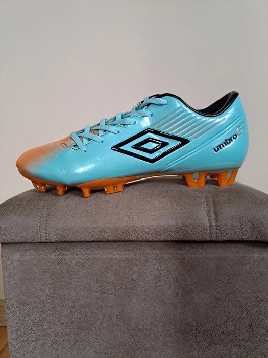 Korki Umbro Gt II Pro rozm. 40,5 buty piłkarskie