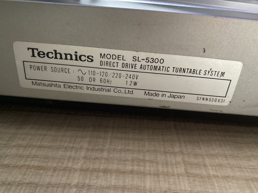 Gramofon Technics SL-5300, wczesniejsza wersja SL-Q3