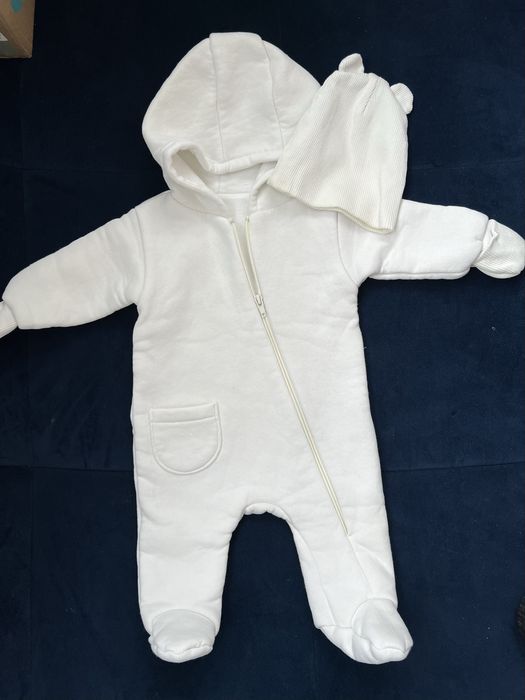 Дитячий комбінезон для новонародженого з шапочкою