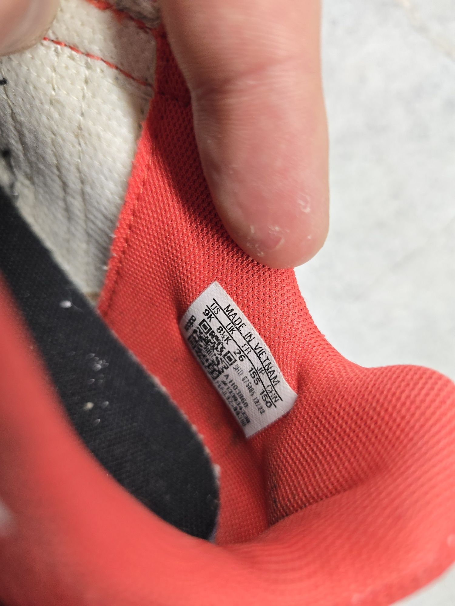 Adidas na rzep dla chłopca rozm. 26