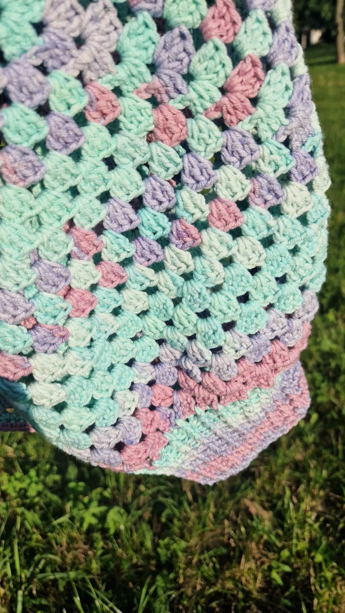 Sweter Hexagon na szydelku