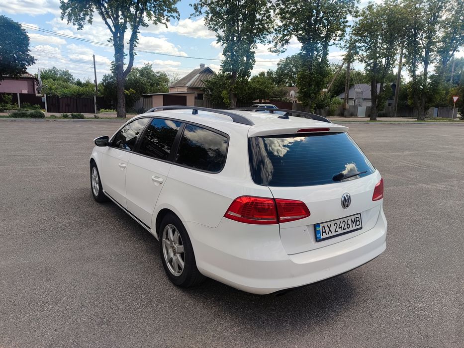Продам автомобіль Volkswagen Passat B7