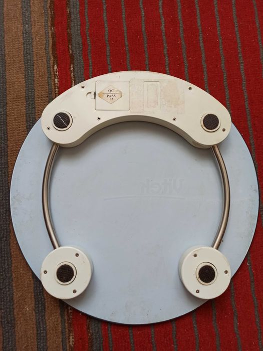 Весы напольные 2 штуки Vitek +СССР