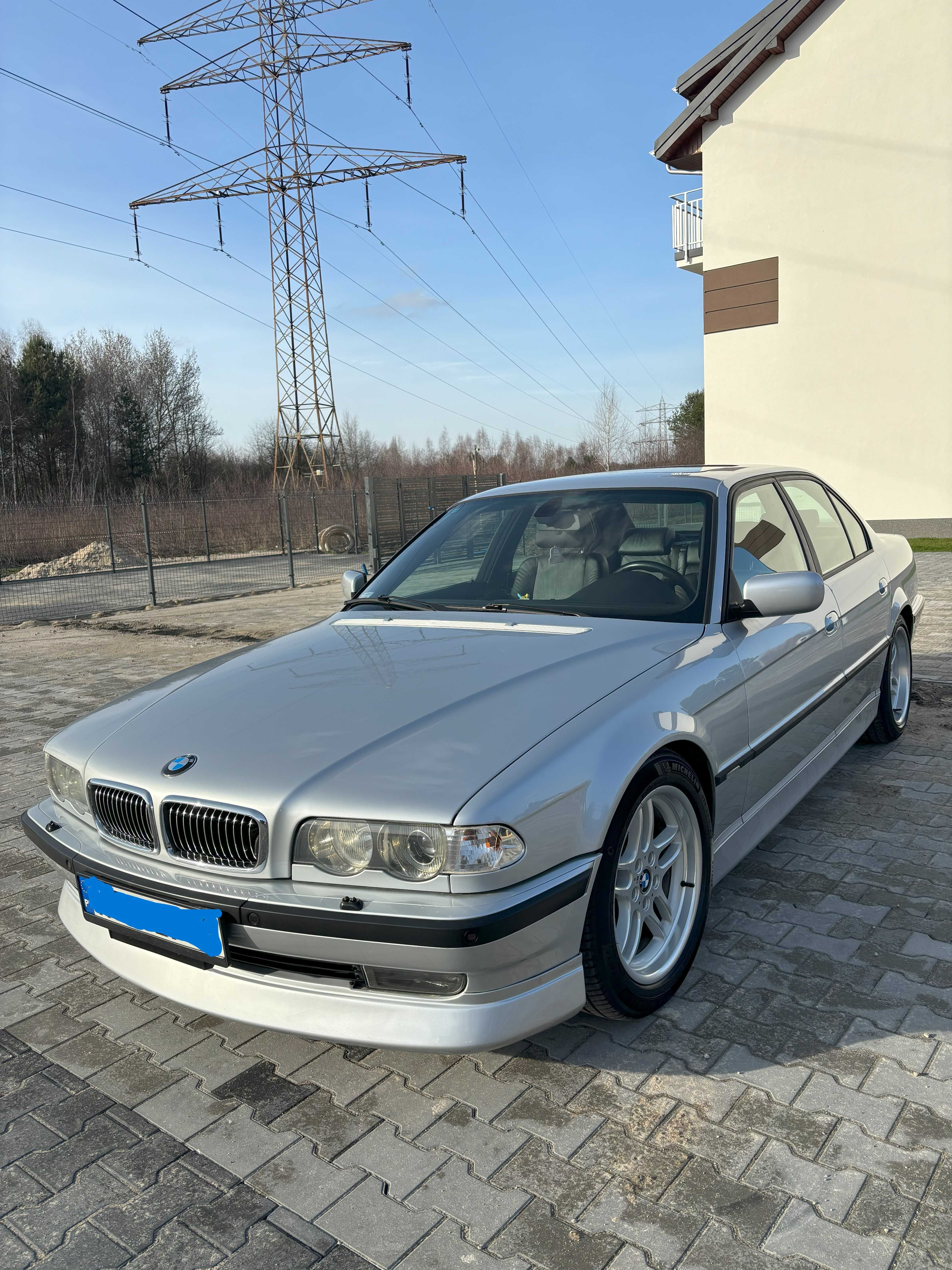 BMW E38 740i 2000 rok produkcji