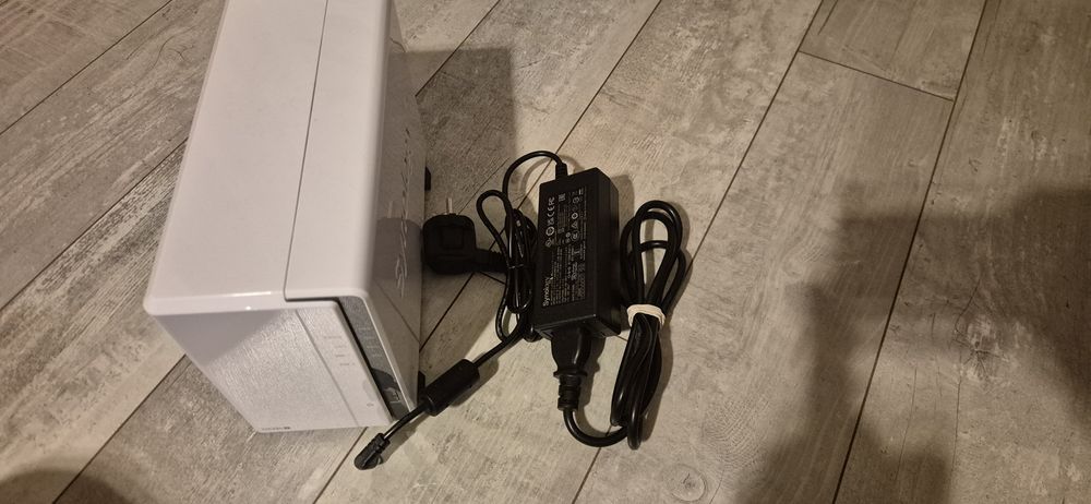 Serwer nas synology ds220j 2x4tb 100%