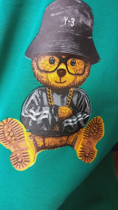 Свитшот размер L новый.