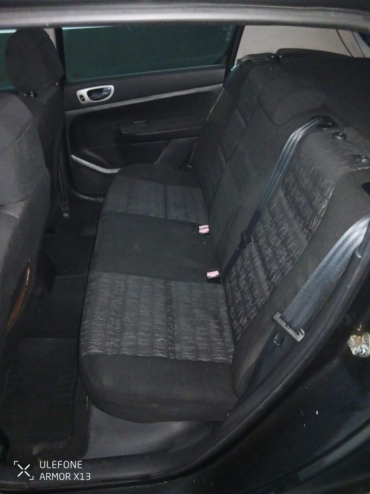 Peugeot ano 2004 nada a fazer