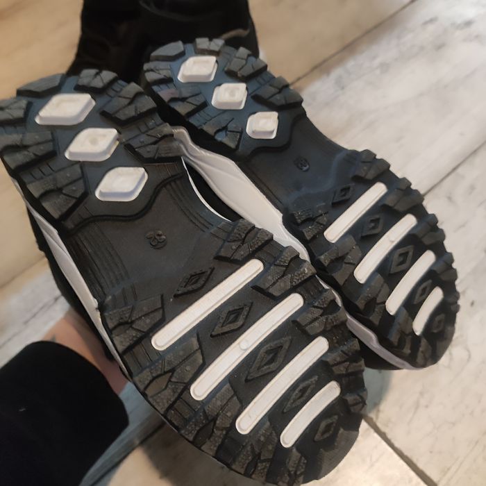 Buty dla bliźniaków 32.31