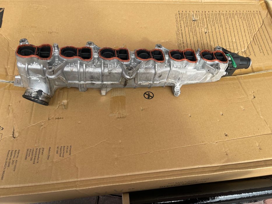 Впускний колектор BMW M50d F15 F16 F01 F10