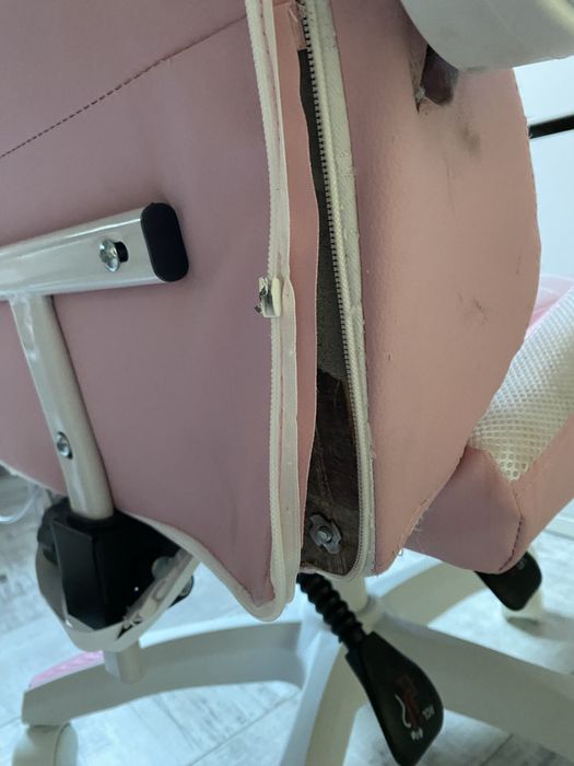 Fotel gamingowy LED glośniki