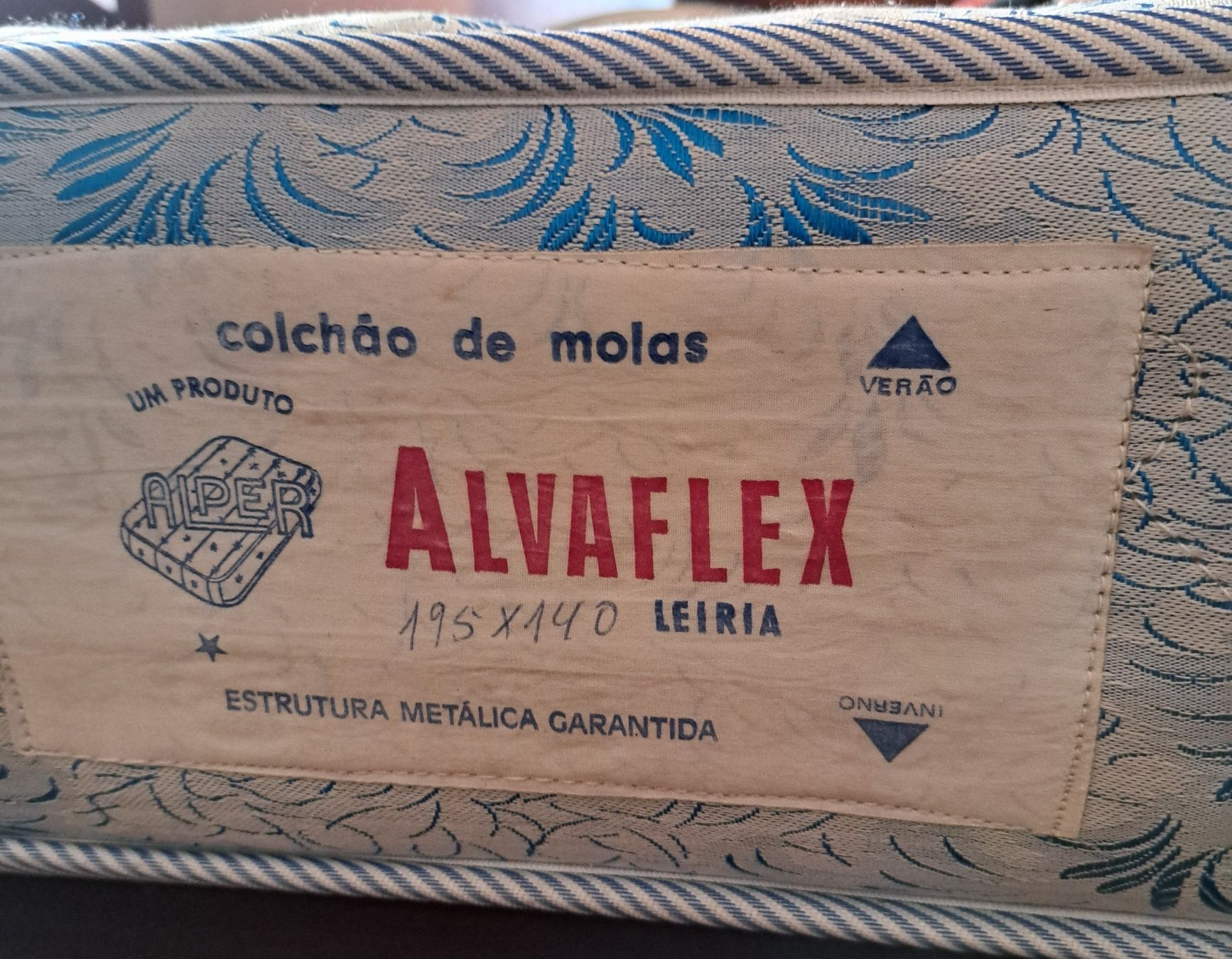Colchão de casal em bom estado pouco usob