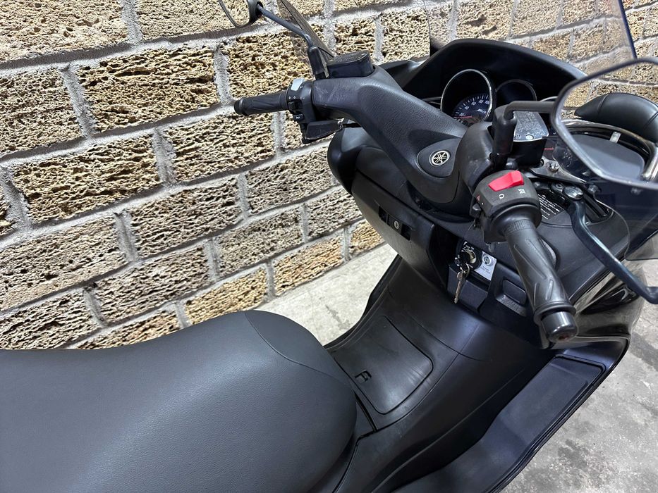 Ямаха Маджесті 400 Yamaha Majesty