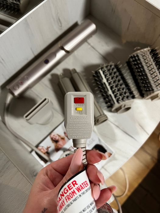 Фен стайлер Shark flexstyle