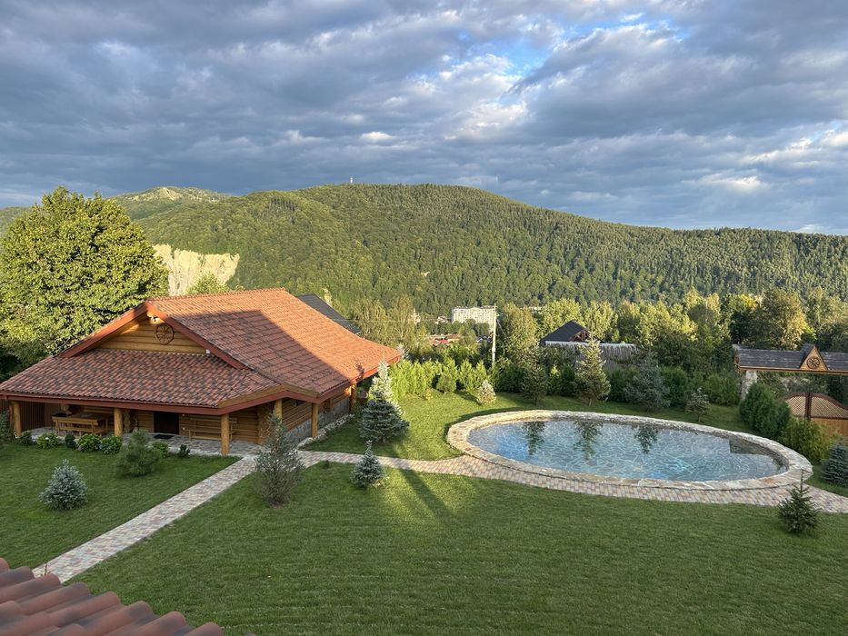 Котедж на 2-4 людини  з індивідуальним басейном  Карпати  Яремче