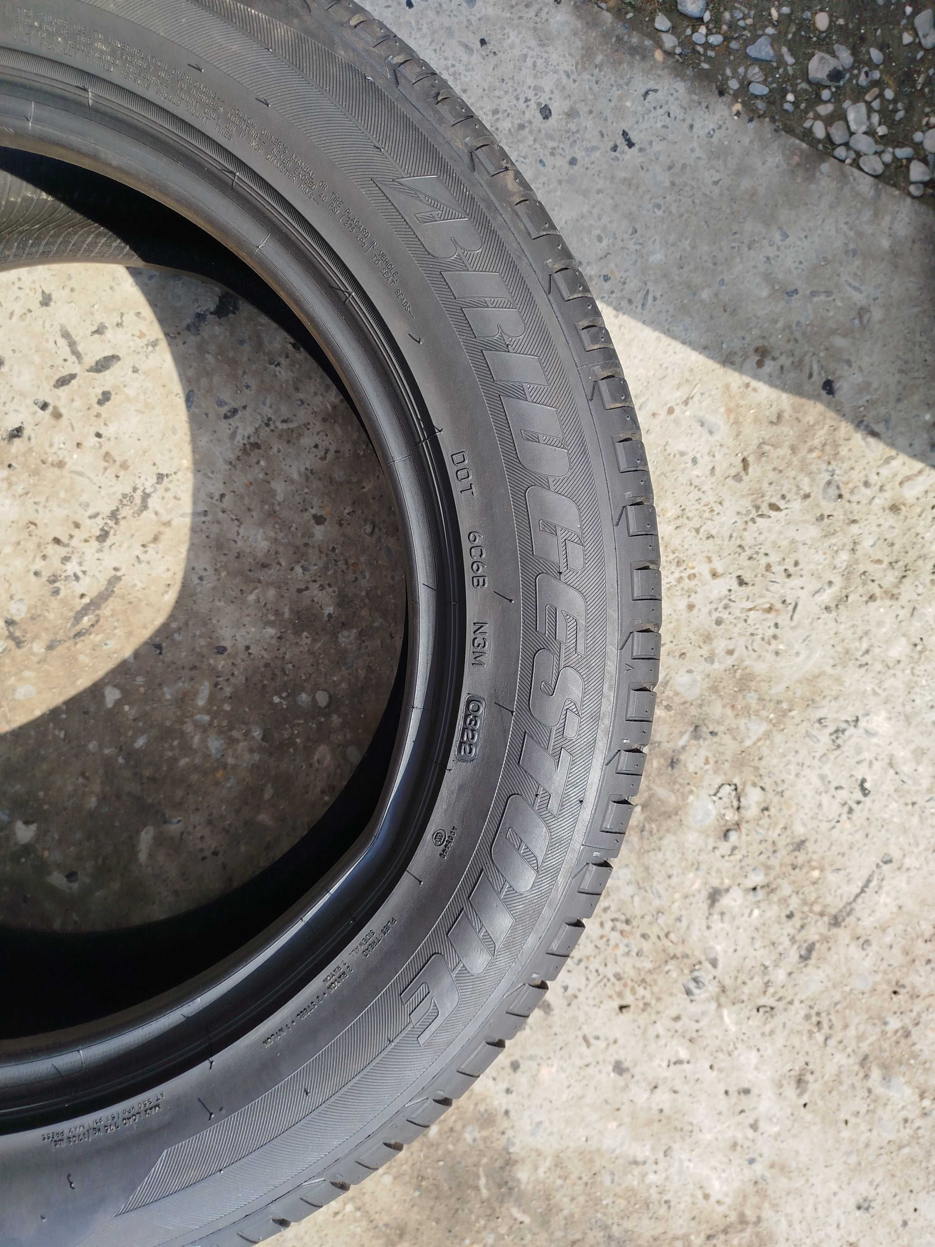 Резина (шини) літні 235-55-17 Bridgestone з Німечини