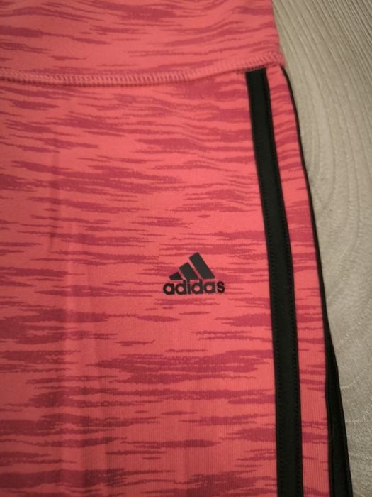 Piękne różowe legginsy Adidas XS