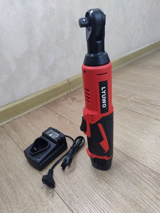 Акумуляторна тріскачка,кутовий гайковерт, Bosch,Milwaukee,Dewalt