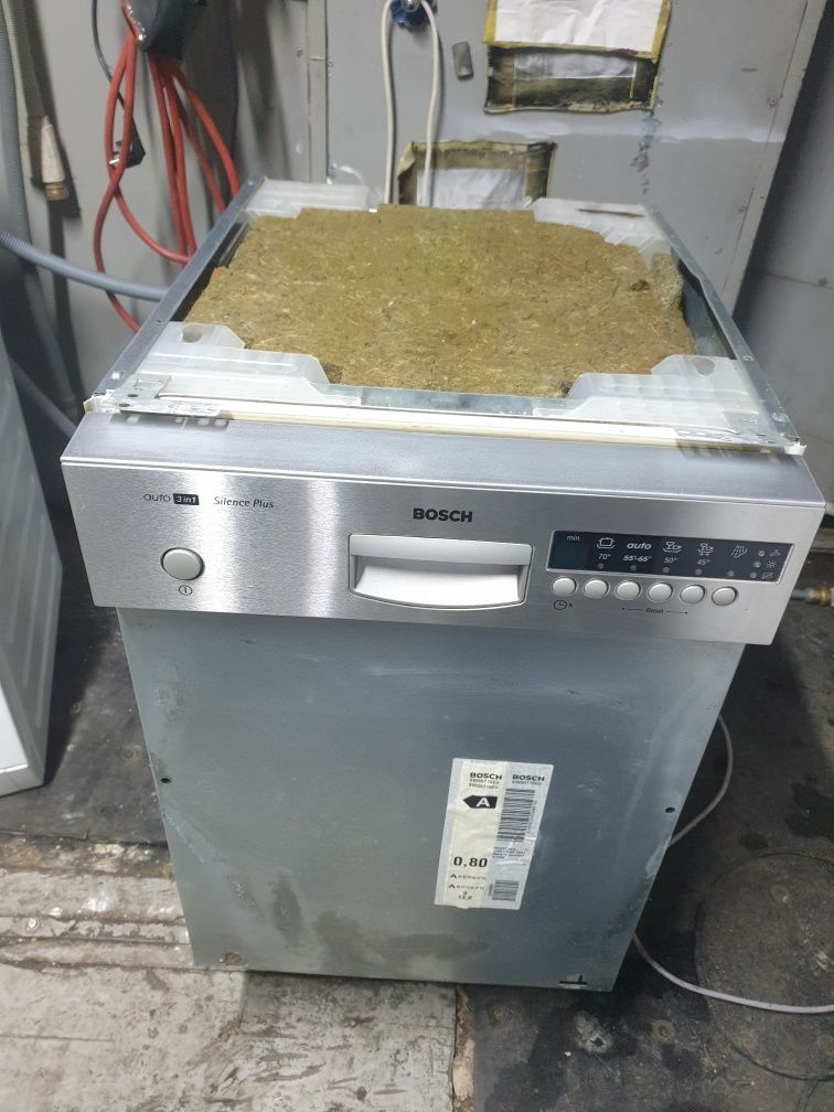 Посудомийна машина BOSCH 45 см