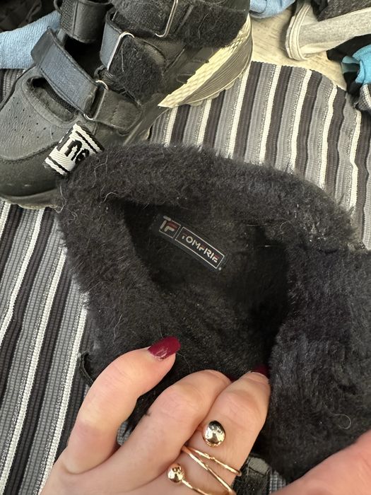 Пакет теплого жіночого одягу осінь-зима куртка светри штани снікерси