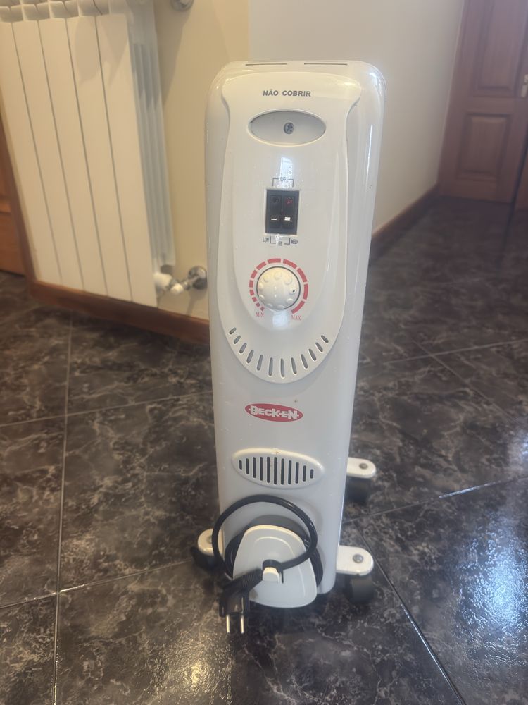 Aquecedor a óleo Becken, 1500W